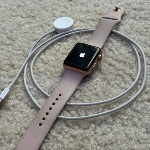 APPLE WATCH SERIES 3 42mm ROSE GOLD GPS ALUMINUM